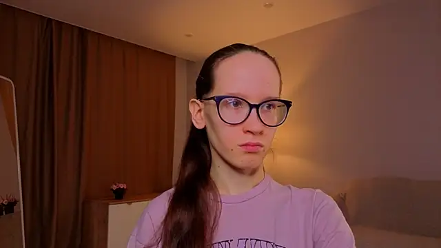 BettyBrowni online show from March 31, 4:09 pm