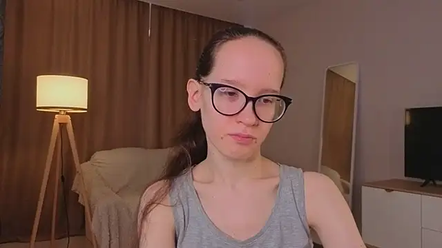 Snapshot of BettyBrowni chatting on June 21, 4:02 pm BettyBrowni online show from June 21, 4:02 pm