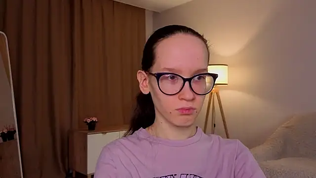 BettyBrowni online show from March 14, 4:13 pm