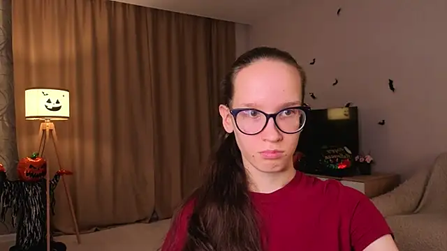 Snapshot of BettyBrowni chatting on November 4, 4:11 pm BettyBrowni online show from November 4, 4:11 pm