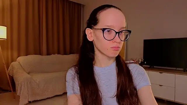 BettyBrowni online show from April 5, 4:02 pm