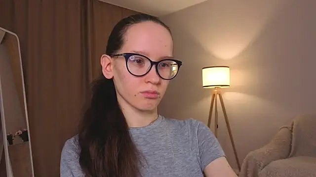 BettyBrowni online show from February 8, 4:05 pm