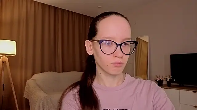 BettyBrowni online show from April 12, 4:10 pm