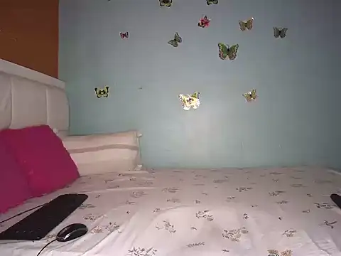 Sparkles J online show from June 12, 4:43 am