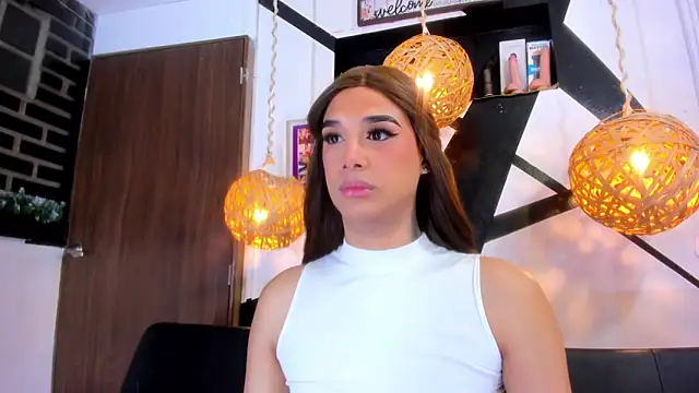 victoria aleia  online show from January 6, 10:25 pm