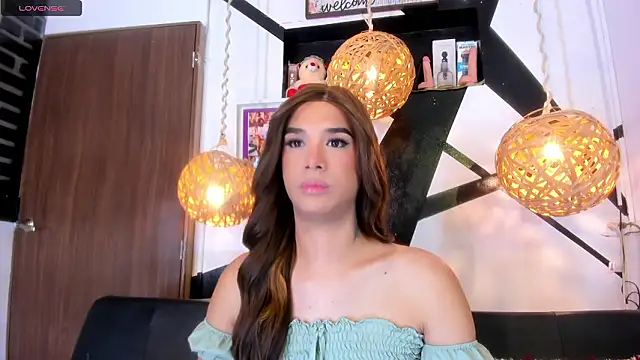 victoria aleia  online show from January 13, 11:41 pm