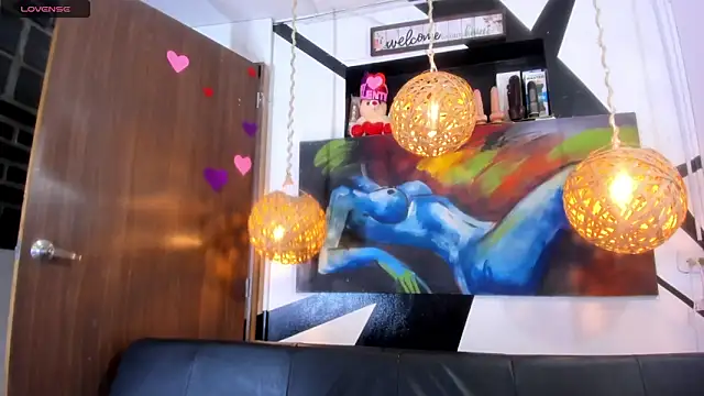 victoria aleia  online show from April 17, 10:45 pm