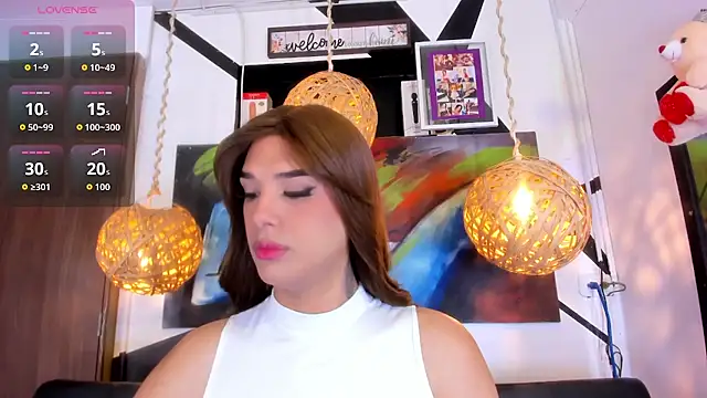 victoria aleia  online show from October 6, 8:42 pm