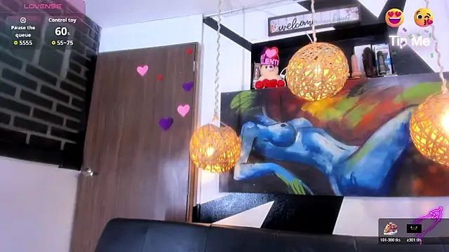 victoria aleia  online show from April 10, 10:06 pm