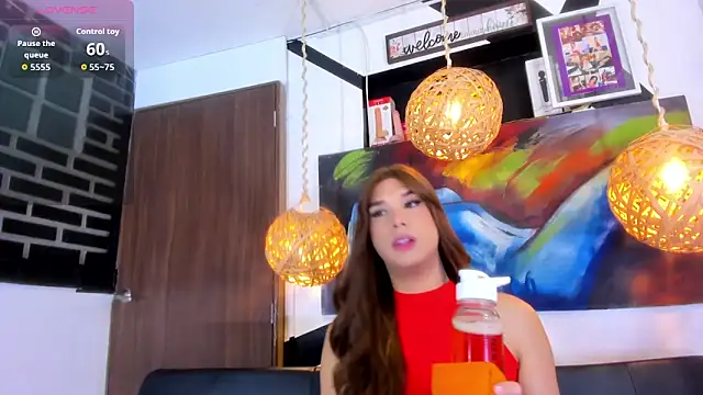 victoria aleia  online show from October 7, 10:11 pm