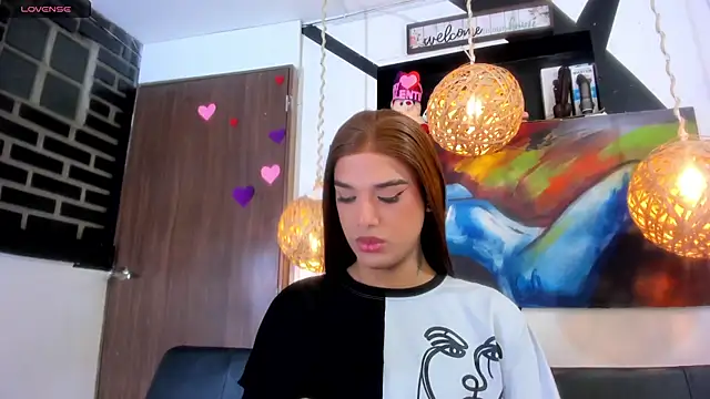 Snapshot of victoria_aleia_ chatting on May 6, 10:14 pm victoria aleia online show from May 6, 10:14 pm