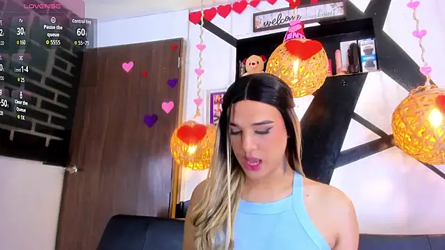 victoria aleia  online show from February 19, 11:45 pm