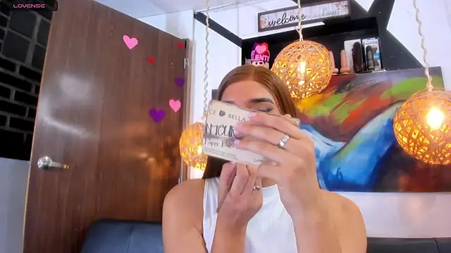 victoria aleia  online show from April 15, 9:26 pm