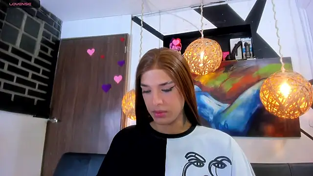 Snapshot of victoria_aleia_ chatting on May 10, 1:20 am victoria aleia online show from May 10, 1:20 am