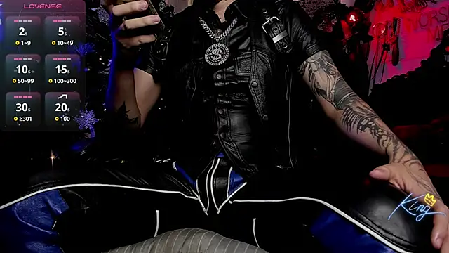 Snapshot of allanhurtss chatting on December 19, 5:26 pm allanhurtss online show from December 19, 5:26 pm