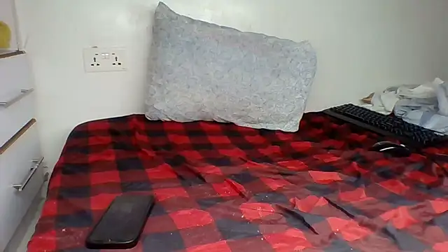 Precious Diva online show from March 30, 9:33 am