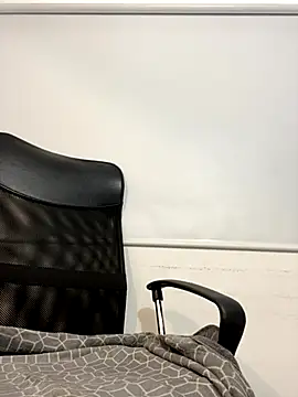 Isakeys  online show from October 27, 6:09 pm