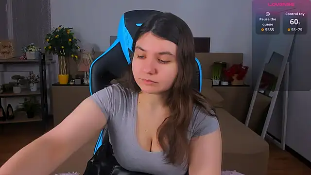 Viola  Shy online show from February 2, 8:52 pm