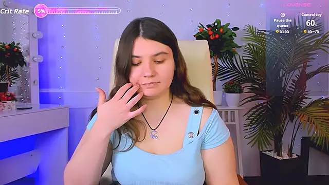 Viola  Shy online show from November 10, 9:53 pm