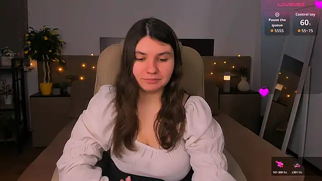 Viola  Shy online show from March 16, 9:06 pm