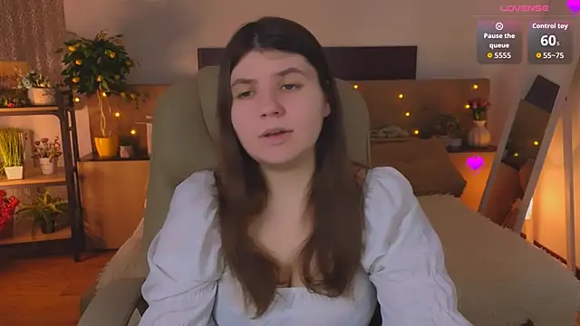 Viola  Shy online show from April 20, 8:21 pm