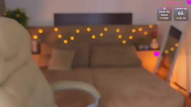 Viola  Shy online show from March 23, 9:14 pm