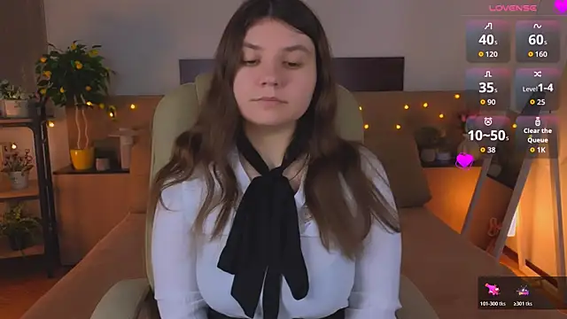 Viola  Shy online show from April 9, 8:26 pm