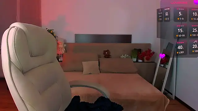 Viola  Shy online show from February 17, 9:12 pm