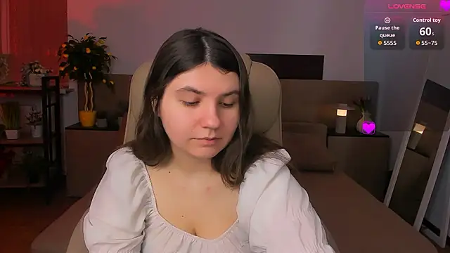 Viola  Shy online show from March 14, 9:21 pm