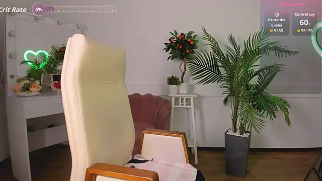 Viola  Shy online show from October 30, 9:44 pm