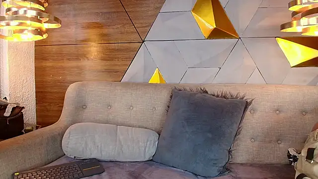 Snapshot of sarah_banks1 chatting on March 14, 7:12 pm sarah banks1 online show from March 14, 7:12 pm