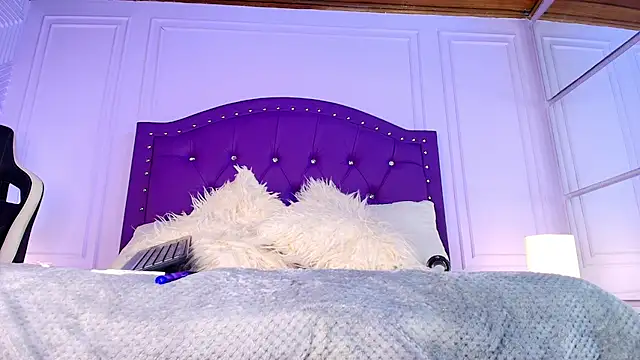 sarah banks1 online show from March 3, 3:13 am