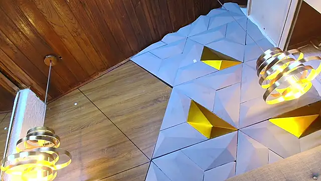 Snapshot of sarah_banks1 chatting on March 19, 7:06 pm sarah banks1 online show from March 19, 7:06 pm