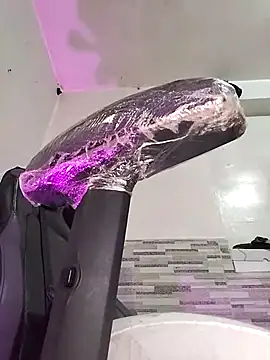 Snapshot of AvaChannel chatting on November 14, 12:31 pm AvaChannel online show from November 14, 12:31 pm