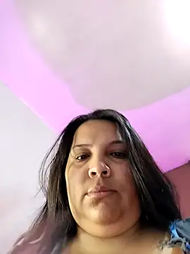 Snapshot of AvaChannel chatting on October 21, 9:19 am AvaChannel online show from October 21, 9:19 am