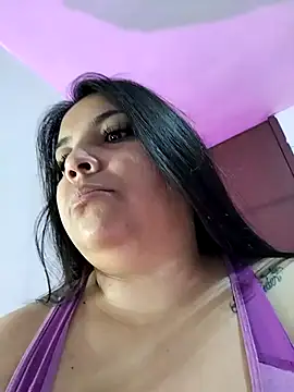 Snapshot of AvaChannel chatting on October 24, 10:58 am AvaChannel online show from October 24, 10:58 am