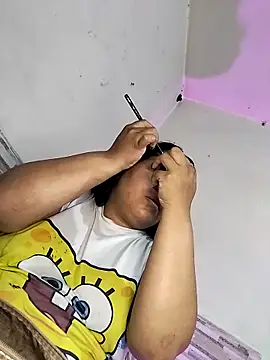 Snapshot of AvaChannel chatting on November 15, 12:31 pm AvaChannel online show from November 15, 12:31 pm