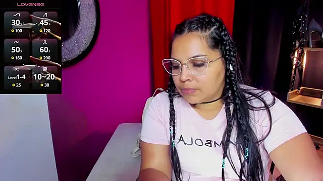 Snapshot of AvaChannel chatting on March 22, 10:39 am AvaChannel online show from March 22, 10:39 am