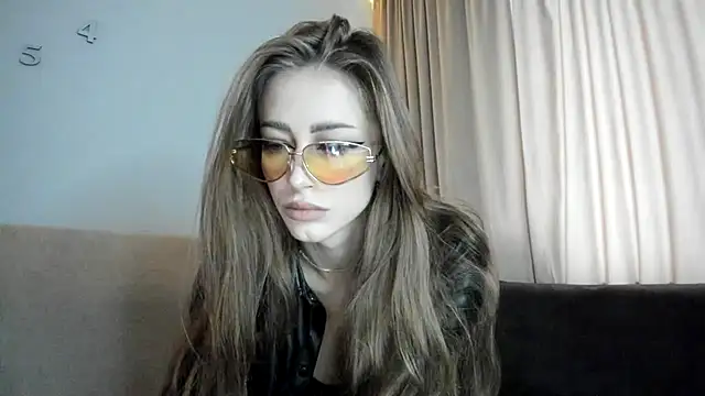 Snapshot of BARBIE_22888 chatting on December 28, 1:28 pm BARBIE 22888 online show from December 28, 1:28 pm