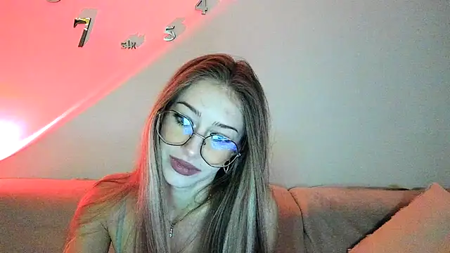 BARBIE 22888 online show from March 23, 8:41 pm