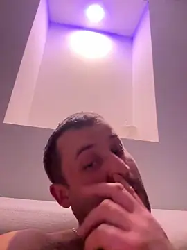 MateoKimiBi online show from April 22, 1:34 am