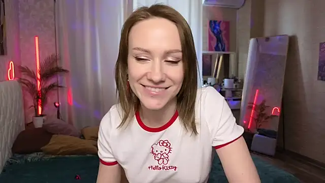 VeronicaRoss online show from February 22, 8:40 am