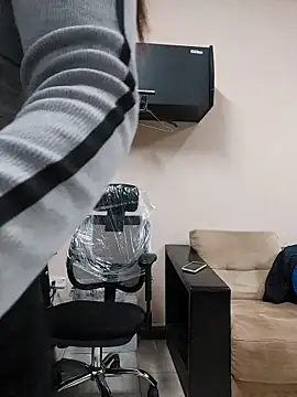 ferchoDC78 online show from April 4, 4:41 am