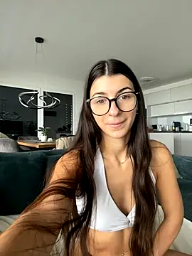 Wildberry  online show from November 12, 9:13 am