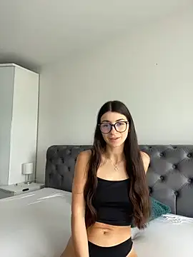 Snapshot of Wildberry_ chatting on June 17, 8:47 am Wildberry online show from June 17, 8:47 am