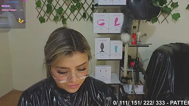 Sweett Mollyy online show from March 2, 11:06 pm