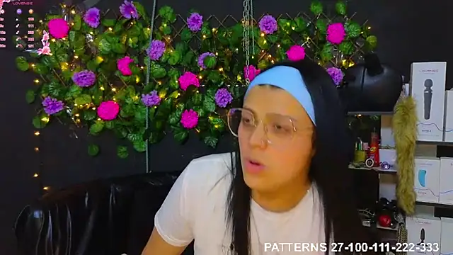 Sweett Mollyy online show from March 30, 9:49 pm