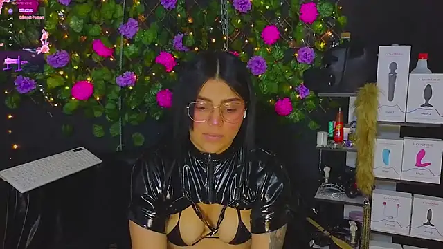 Sweett Mollyy online show from April 29, 11:22 pm