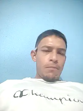 Snapshot of Leonul chatting on October 21, 10:03 am Leonul online show from October 21, 10:03 am