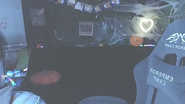 erikabrian online show from October 22, 1:38 am